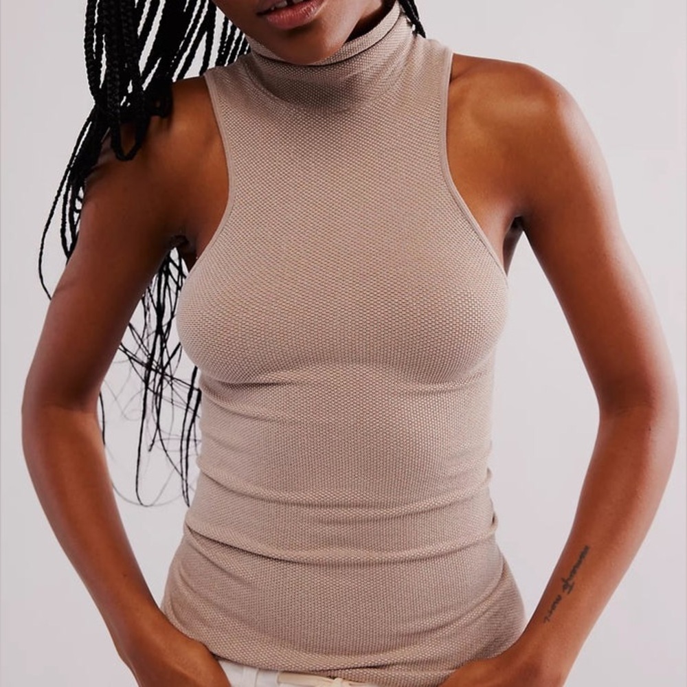 NWT - FREE PEOPLE Seamless ALWAYS READY Turtleneck Tank Top XS/S